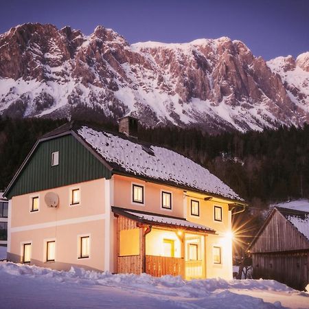 Ferienhaus Schwoellerbauer Sankt Martin am Grimming Bagian luar foto