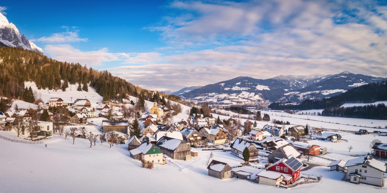 Ferienhaus Schwoellerbauer Sankt Martin am Grimming Bagian luar foto